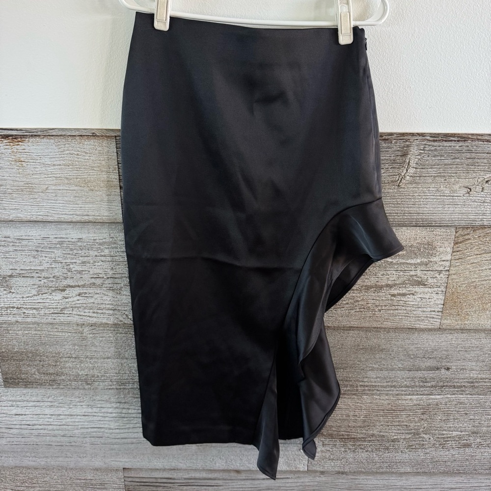 Express Black Asymmetrical ruffle side slit Skirt size 4 (E1) NWT